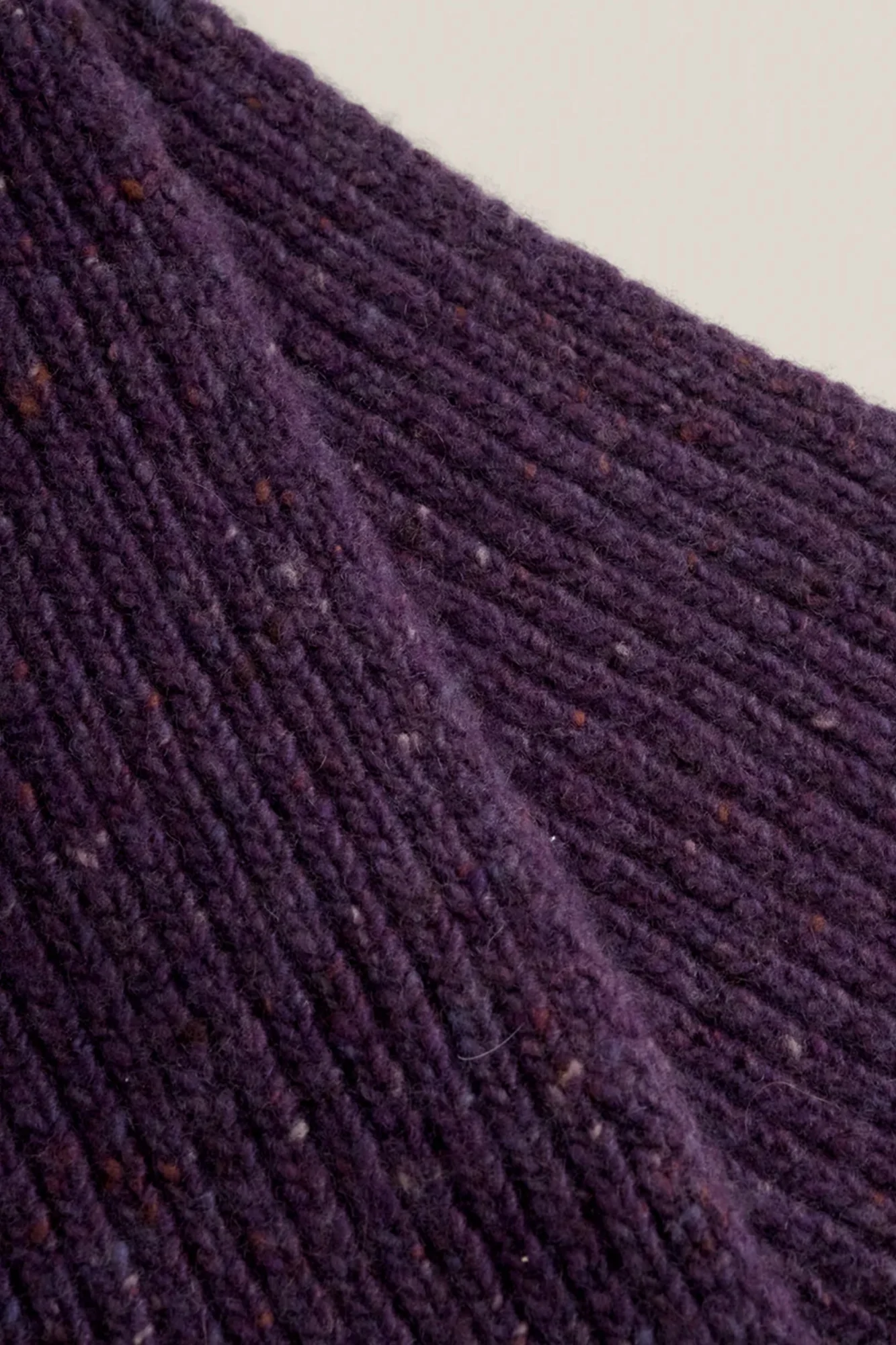 Baasan Hat & Scarf Mulberry - Image 4