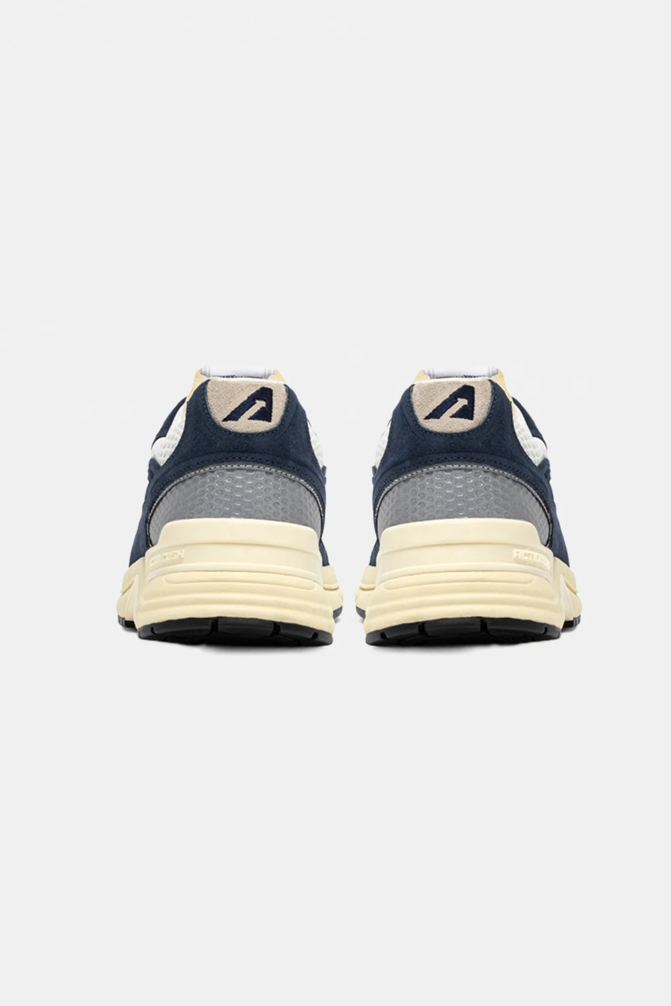Hyperway UM01 Man - Image 3