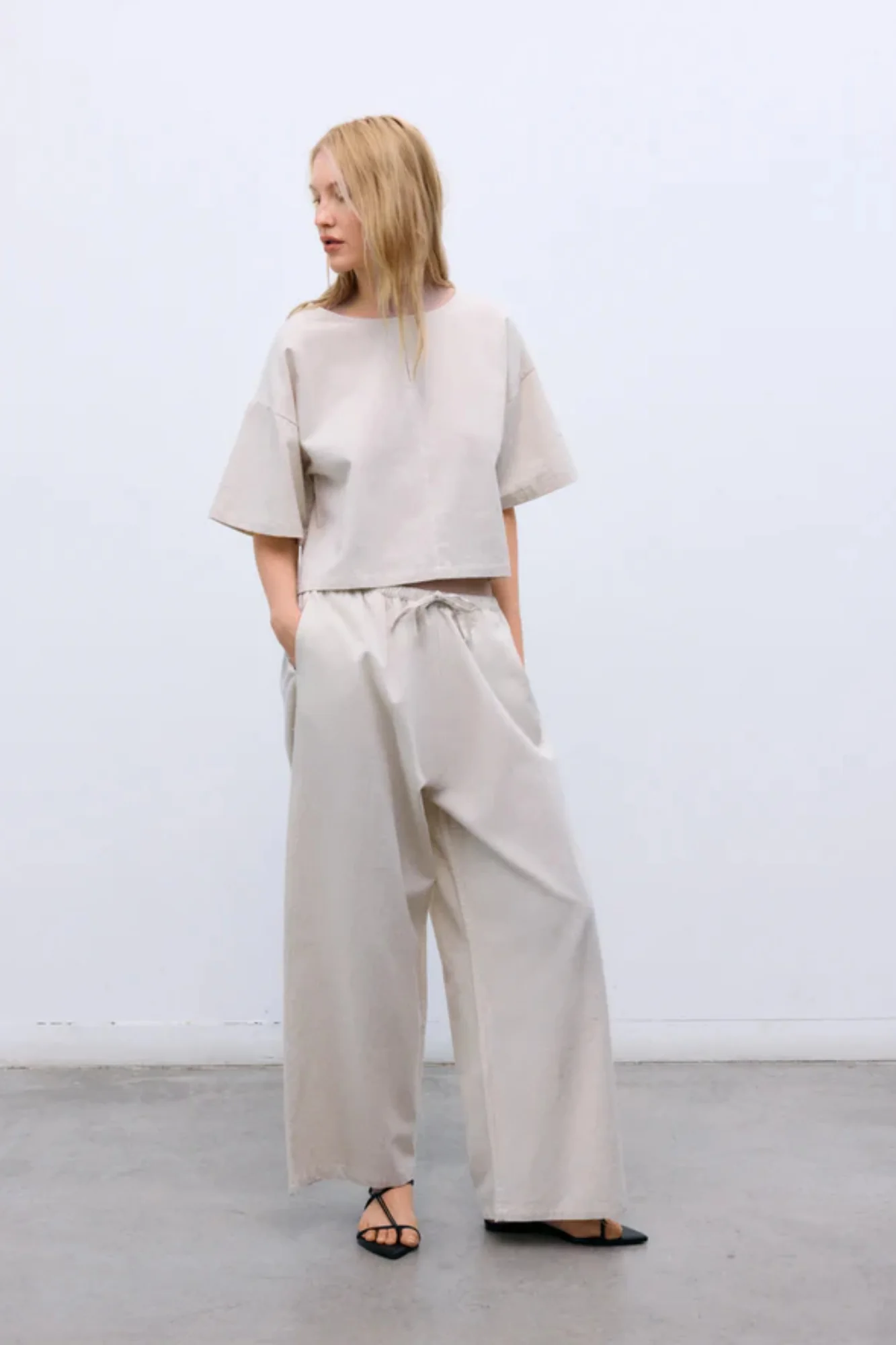 Melissa Linen Blouse Sand - Image 2