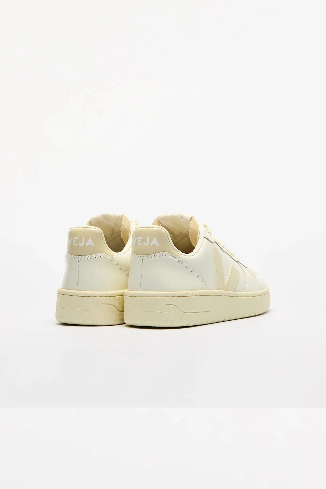V-10 Leather Pure Calcaire Woman - Image 3